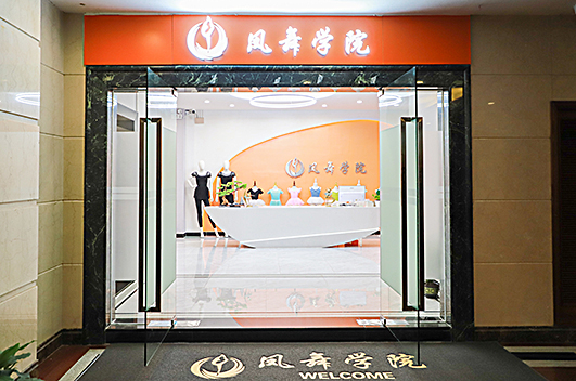 大门600.jpg